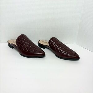 Charles David Este Quilted Burgundy Mule Flats Studded Slip On Loafer Pointy 7.5